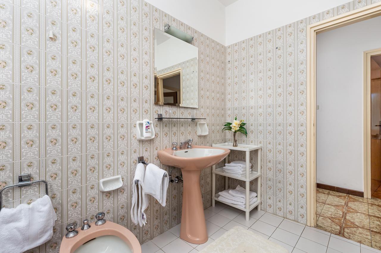 Rona Apartments Ani Ičići Kültér fotó