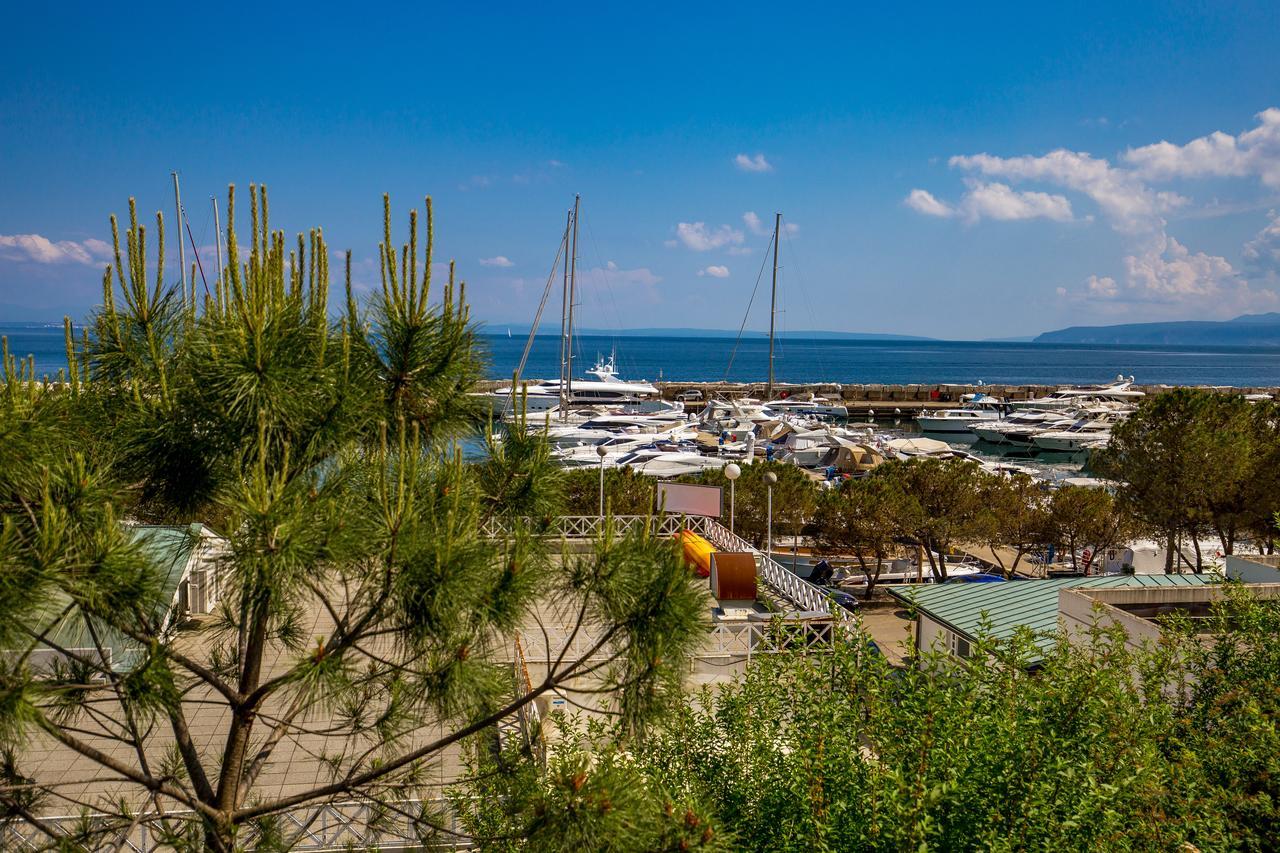 Rona Apartments Ani Ičići Kültér fotó