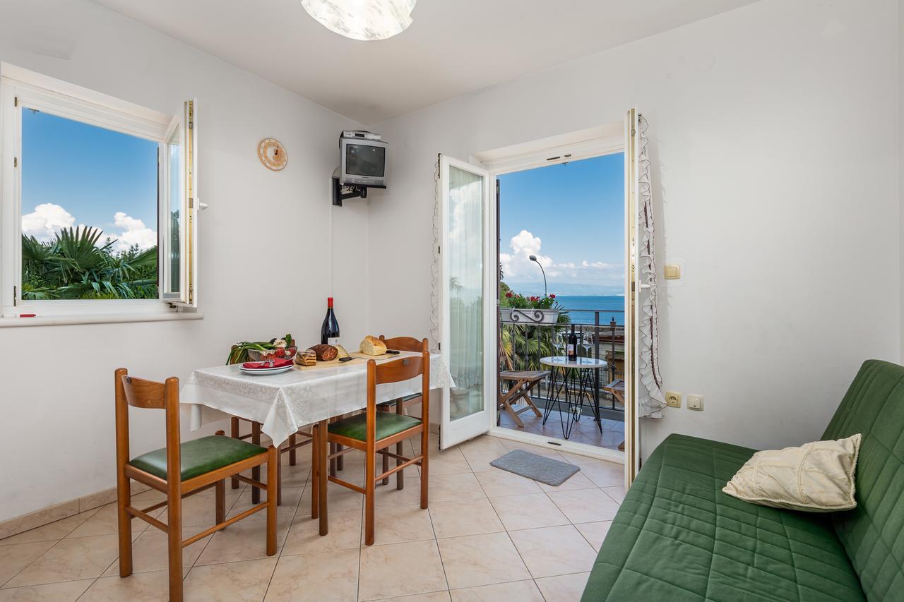 Rona Apartments Ani Ičići Kültér fotó